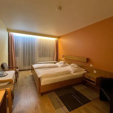 Ξενοδοχείο Schwan Hügelsheim